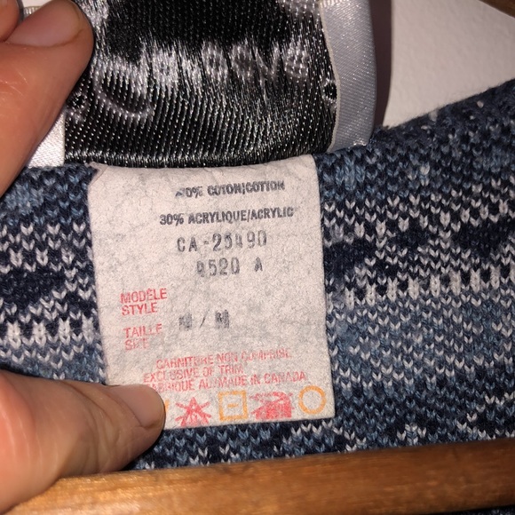 Elsa - Knit Vest ❄️ - Picture 7 of 7